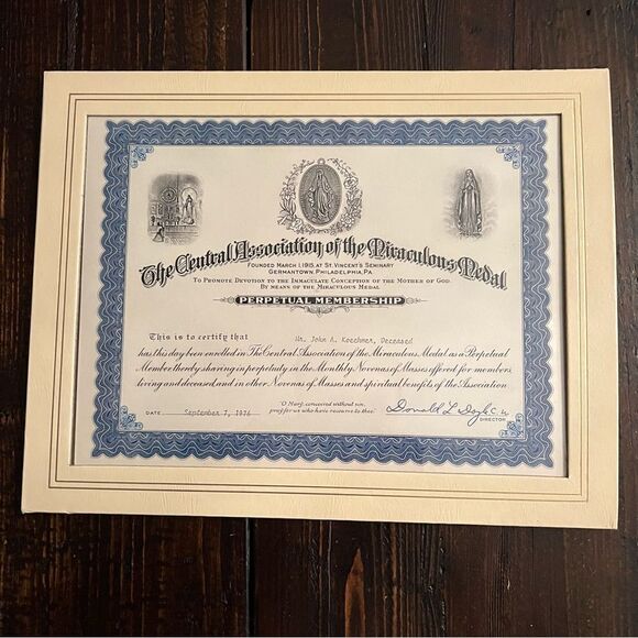 The Central Association of the Miraculous Medal Certificate (1976) - Picture 1 of 4
